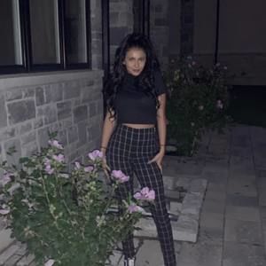 Meet your Posher, Casey